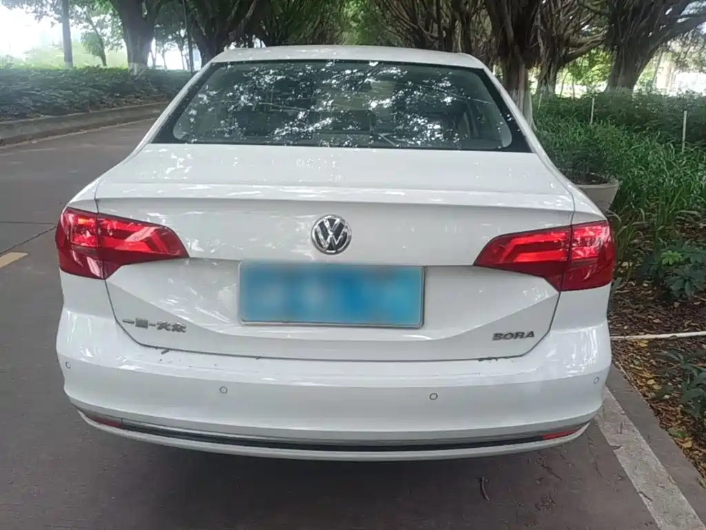 Volkswagen Bora 2016 Model 1.6L Automatic Comfort фото 6