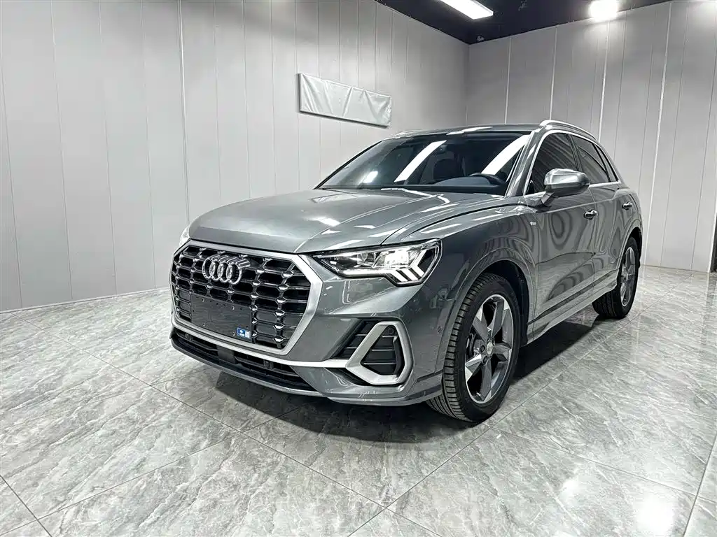 Audi Q3 2022 35 TFSI Fashion Dynamic