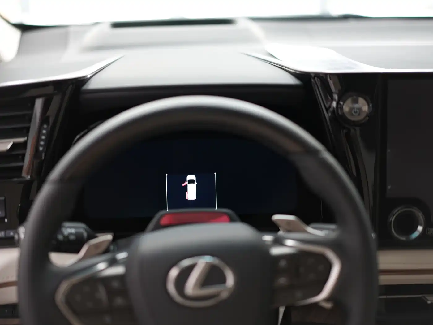 Lexus LM 2025 Model 500h Six-Seater Prestige Edition фото 13