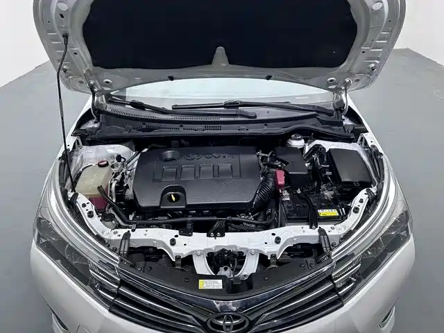 Toyota Corolla 2014 1.6L CVT GL фото 16