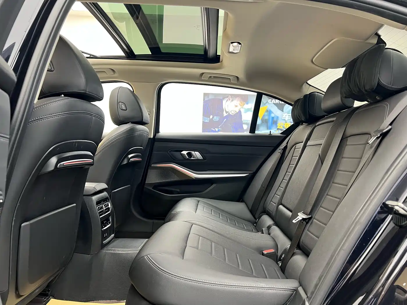 BMW 3 Series 2020 325Li M Sport Package фото 27