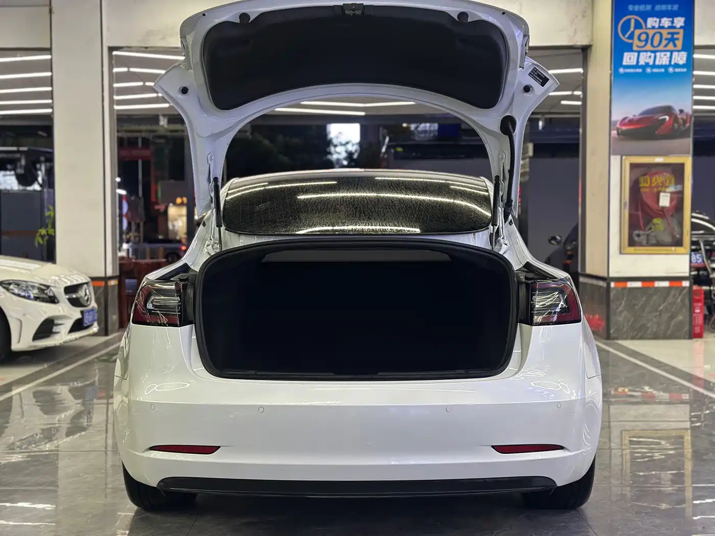 Tesla Model 3 2020 2020 Standard Range Rear-Wheel Drive Upgrade