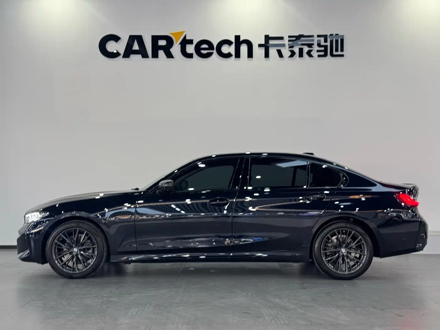 BMW 3 Series 2024 325Li M Sport Shadowline Package фото 4