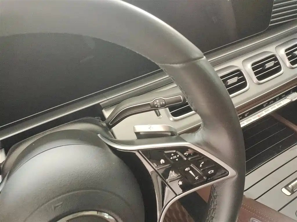 Mercedes-Benz GLE 2024 GLE 350 4MATIC Sport фото 15