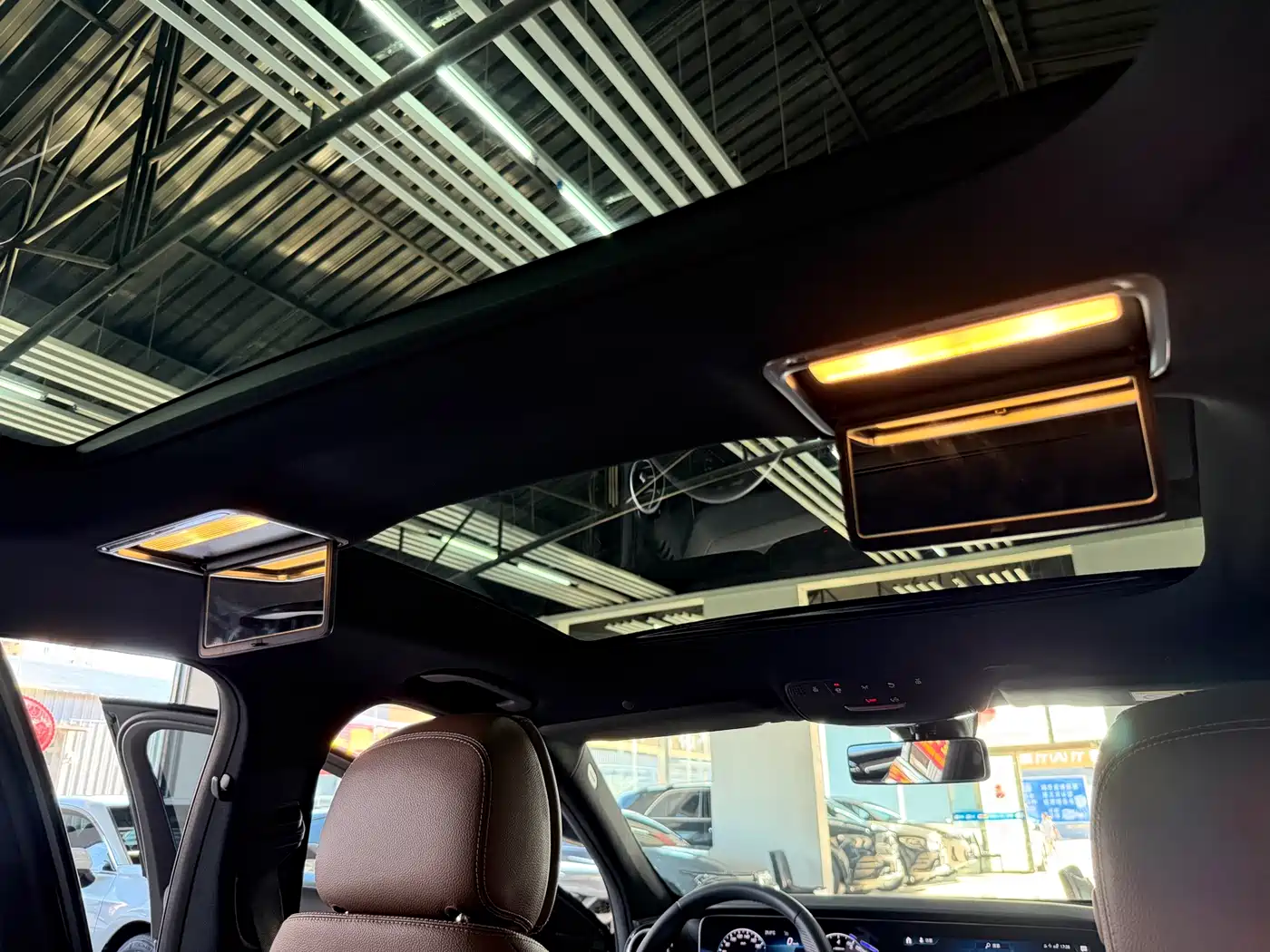 Mercedes-Benz E-Class 2023 E 300 L Sport Fashion фото 13