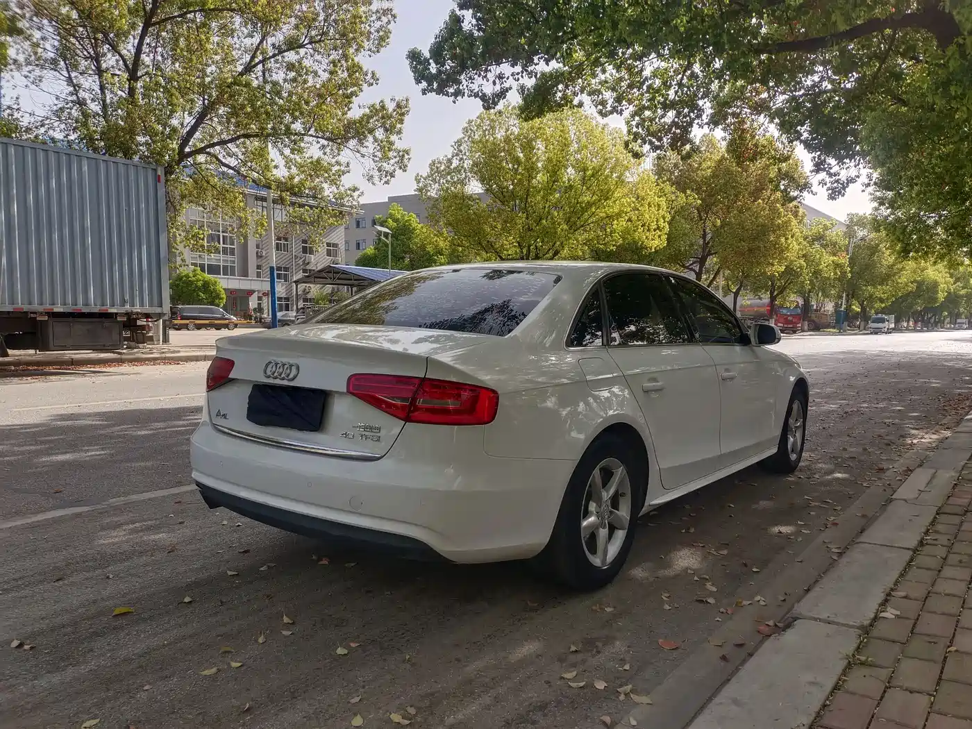 Audi A4L 2013 35 TFSI Automatic Comfort фото 8