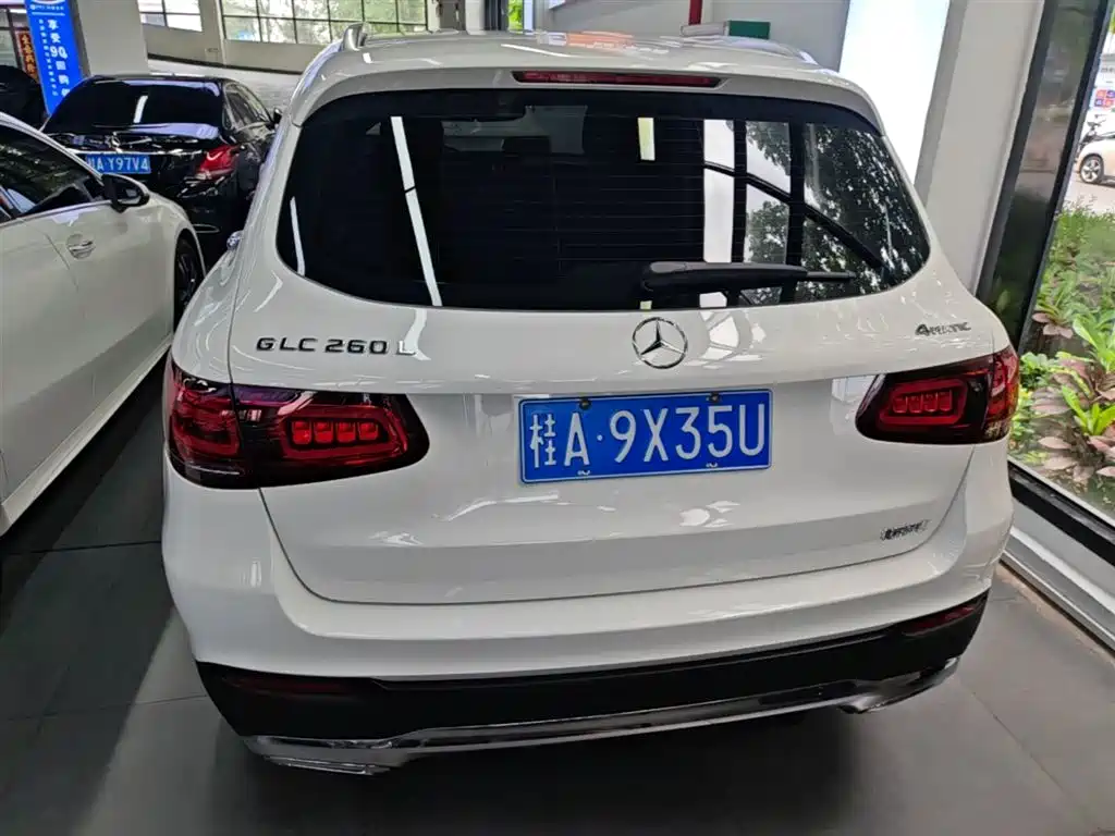 Mercedes-Benz GLC 2021 GLC 260 L 4MATIC Sporty фото 10