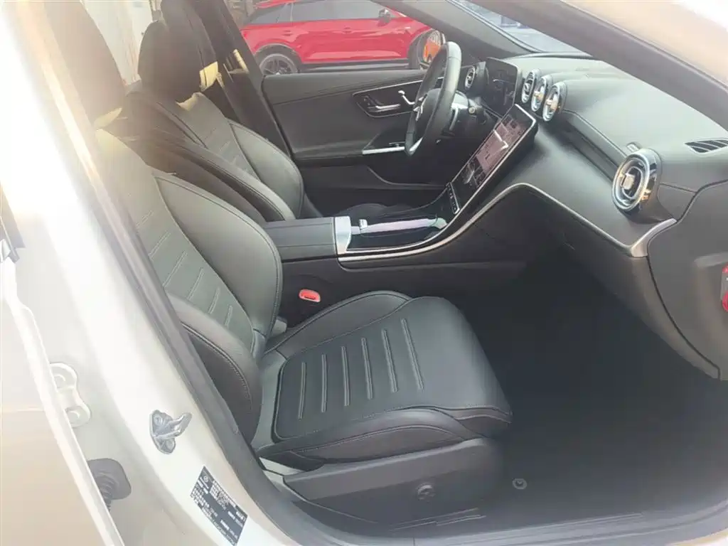 Mercedes-Benz C-Class 2023 Facelift C 260 L Sport Edition фото 25