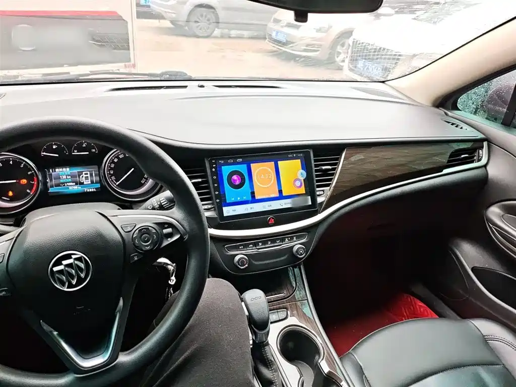 Buick Verano 2019 Sedan 20T Dual Clutch Leading фото 10