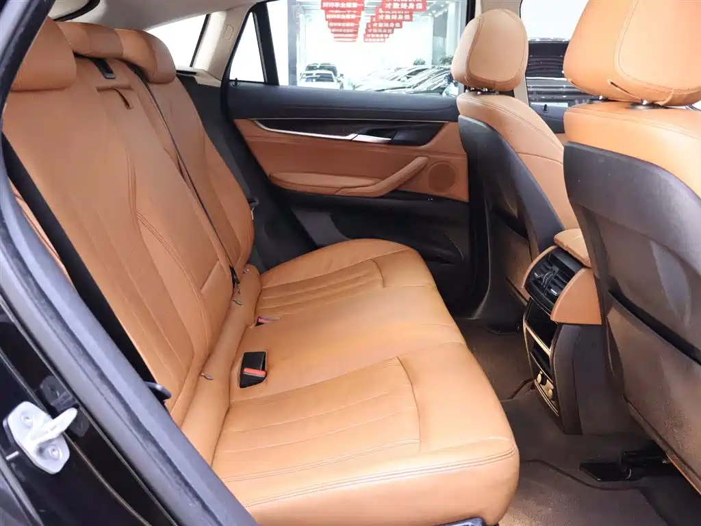 BMW X6 2017 xDrive28i фото 21