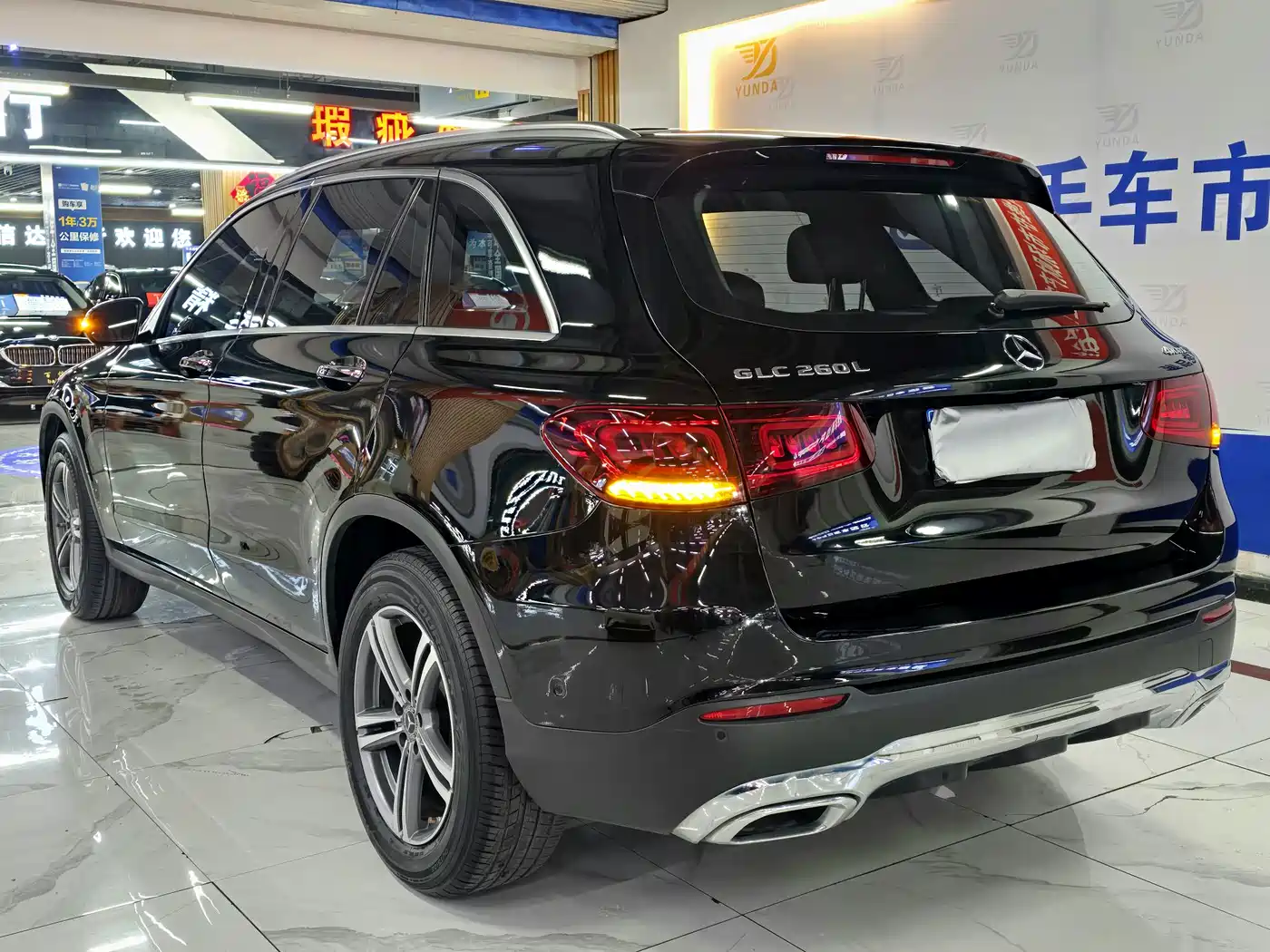 Mercedes-Benz GLC 2021 GLC 260 L 4MATIC Sporty фото 12