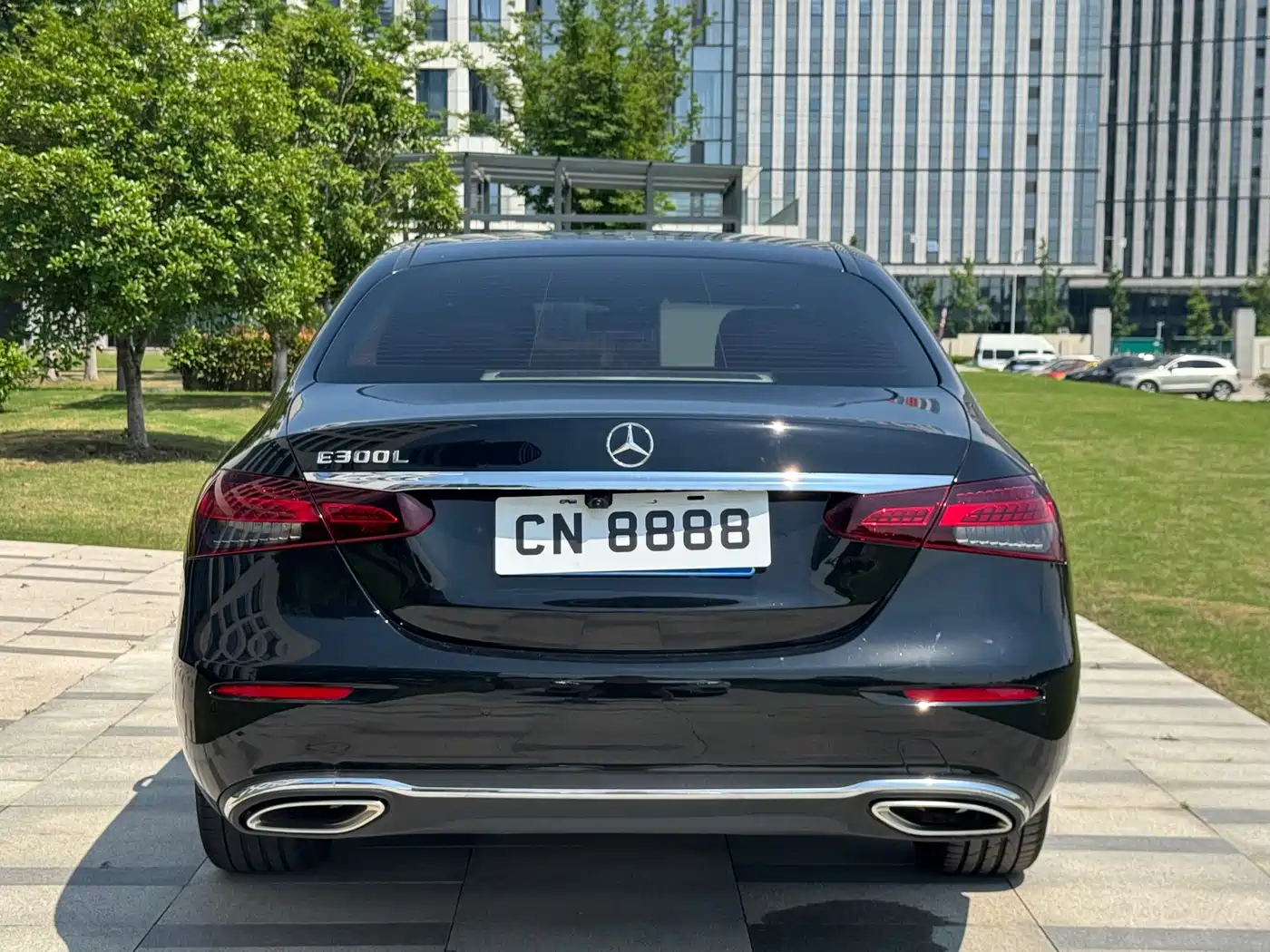 Mercedes-Benz E-Class 2021 E 300 L Fashion фото 10