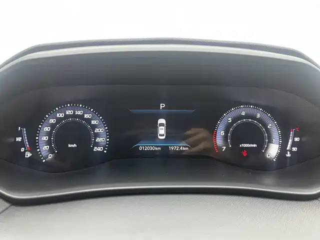 Peugeot 408 2022 1.6T Light Chaser Edition фото 6