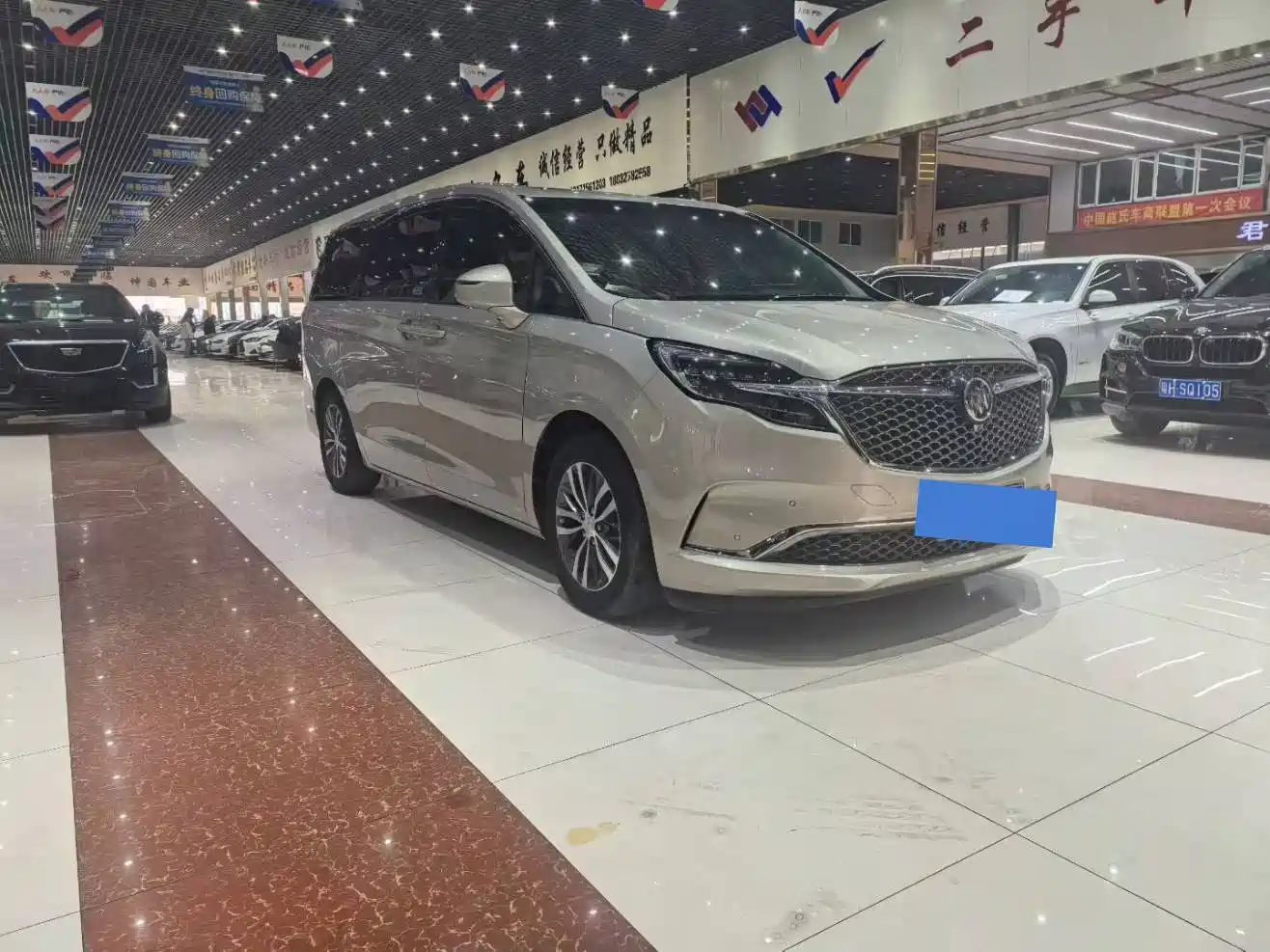 Buick GL8 2021 ES Landlord 653T Comfort фото 3