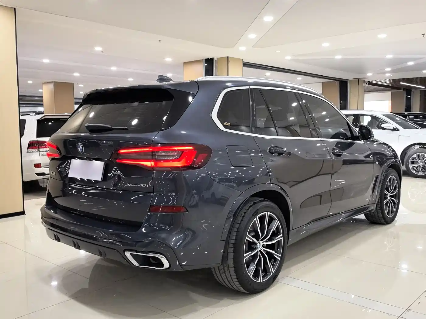 BMW X5 (Import) 2020 xDrive40i M Sport Package фото 19