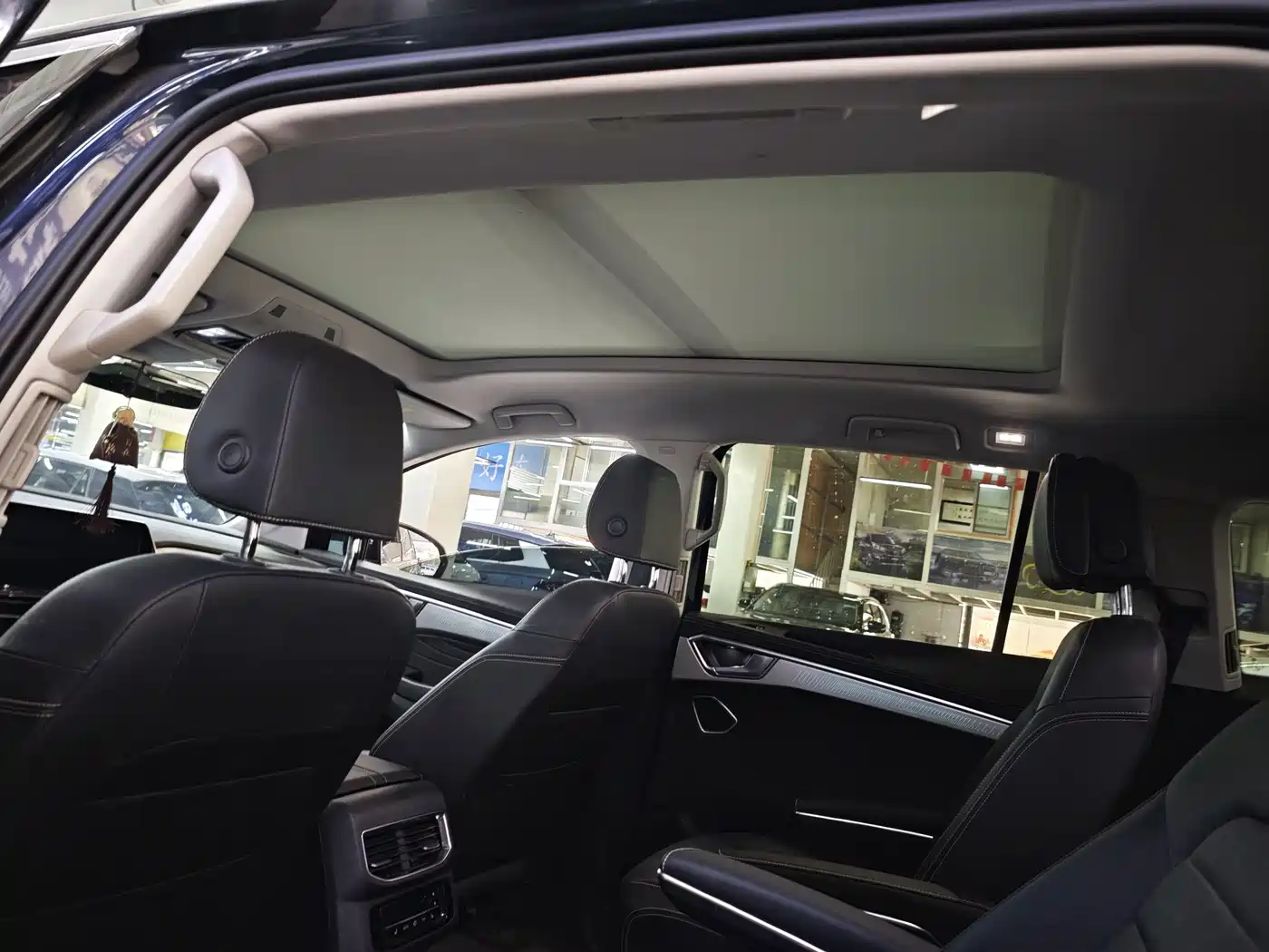 Volkswagen Talagon 2023 380TSI 4WD Luxury Pro Edition фото 12