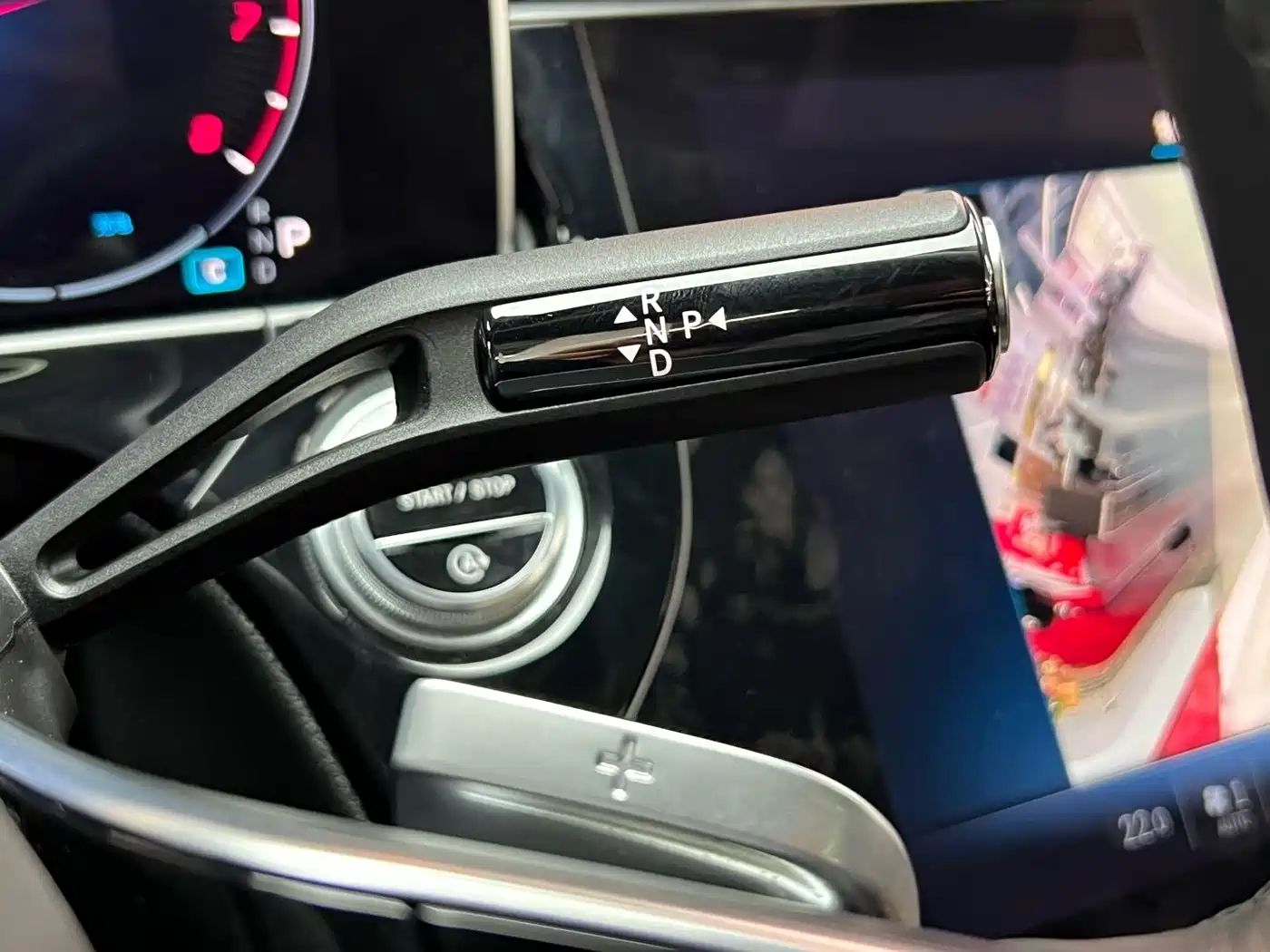 Mercedes-Benz E-Class 2025 E 300 L Luxury фото 23