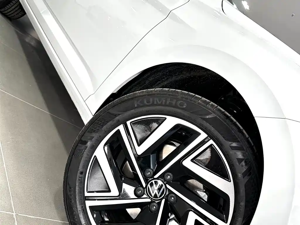 Volkswagen Sagitar 2026 Model Year Facelift 30 Million Special Edition 300TSI DSG Premium Edition фото 27