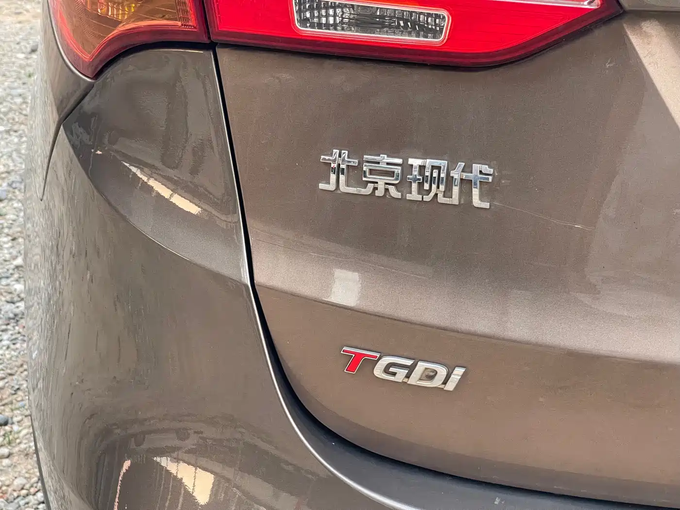 Фото 9 - Hyundai Santa Fe