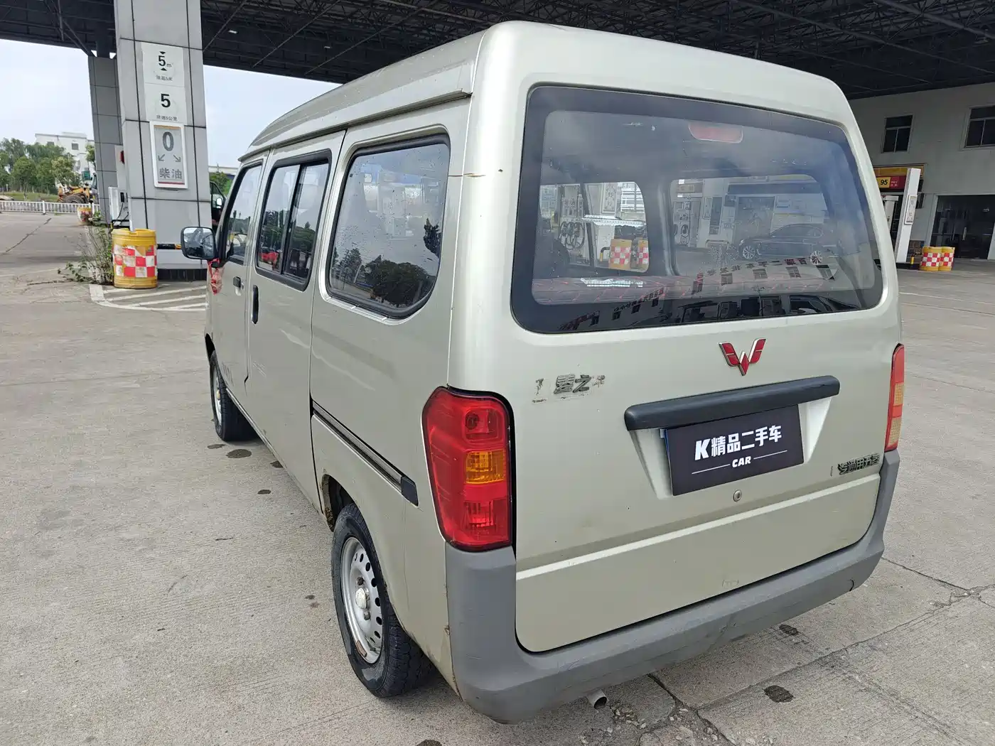 Wuling Motors Wuling Zhiguang 2015 2013 1.0L Practical