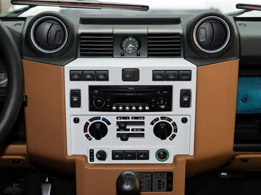 Land Rover Defender 2010 Ice·Fire Limited Edition фото 13