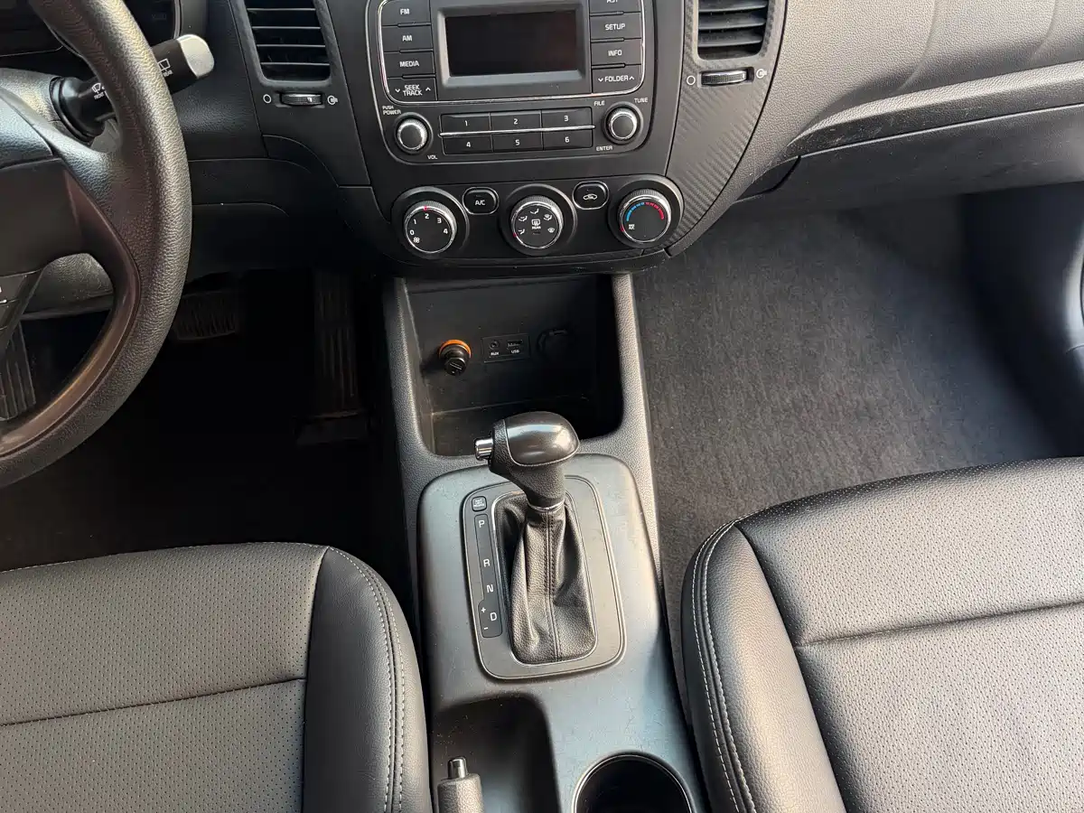 Kia K3S 2014 1.6L Automatic GL фото 25