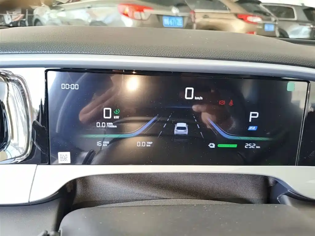 Geely Galaxy Starry Wish 2026 Edition 310km Youth Version фото 12