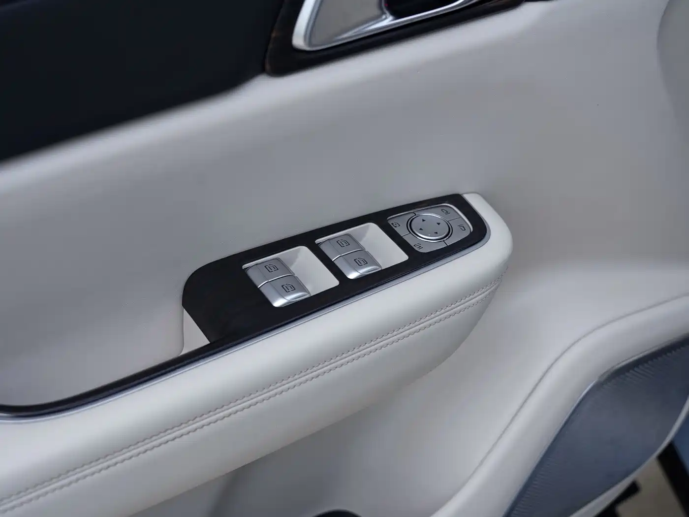 Li Auto Li ONE 2020 2020 Extended Range 6-seater