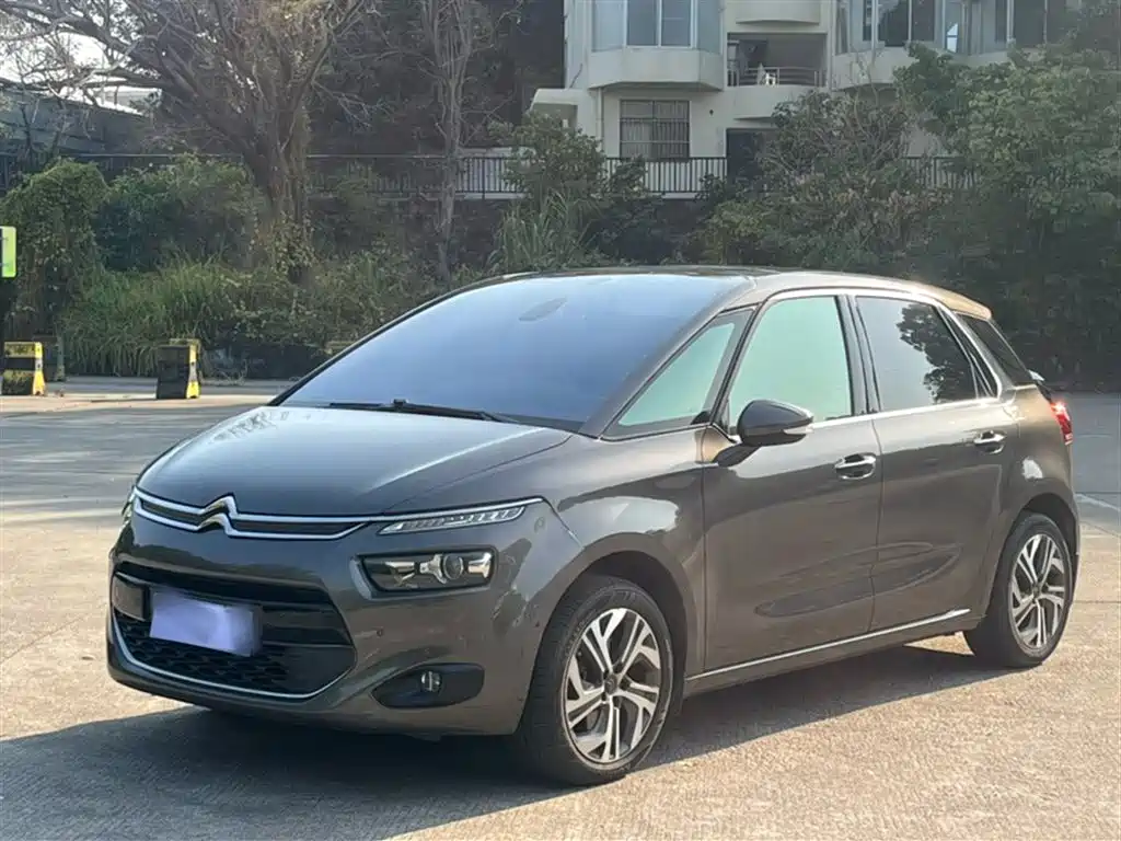 Фото 2 - Citroën C4 Picasso