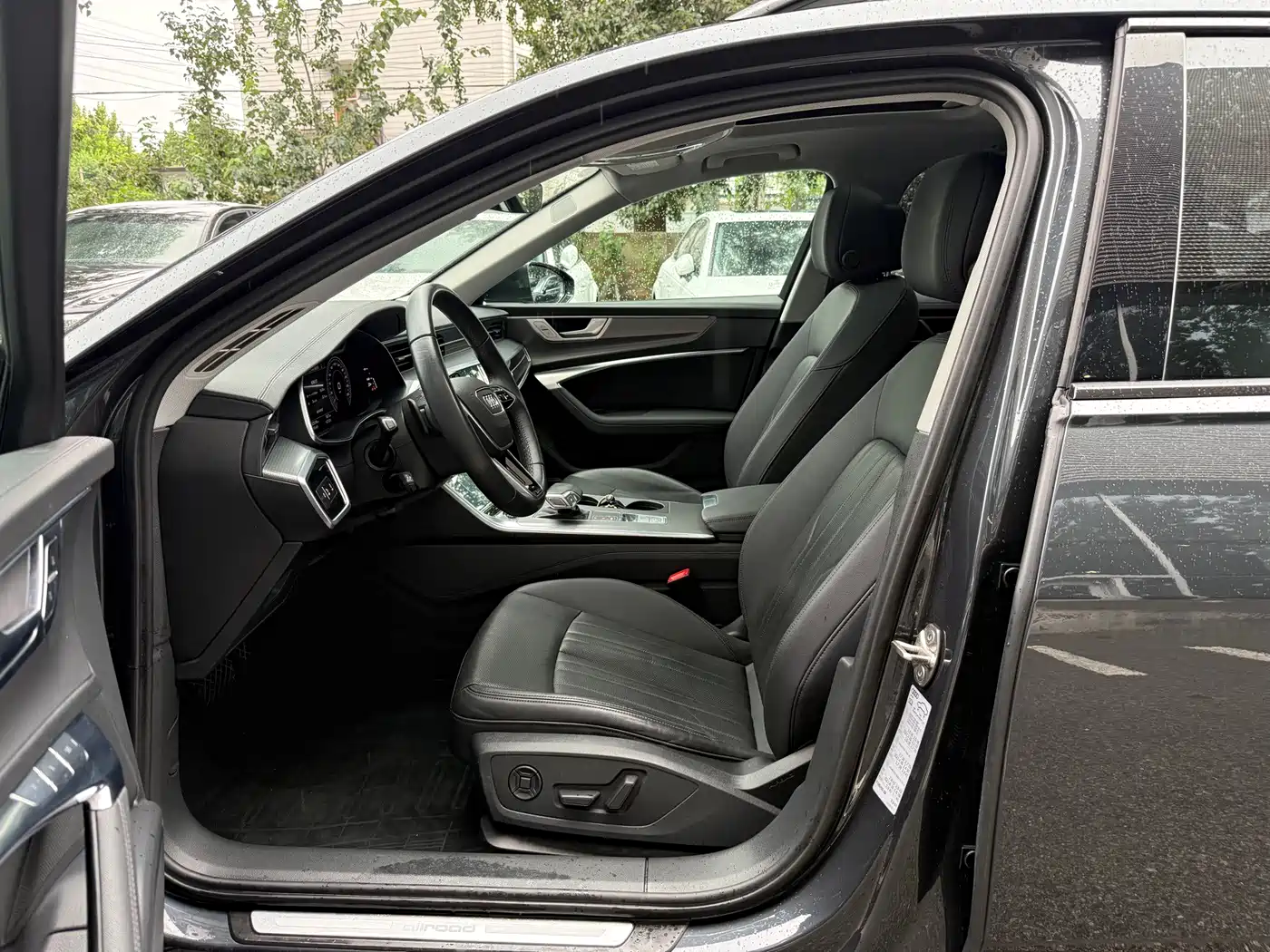 Фото 4 - Audi A6 (Import)