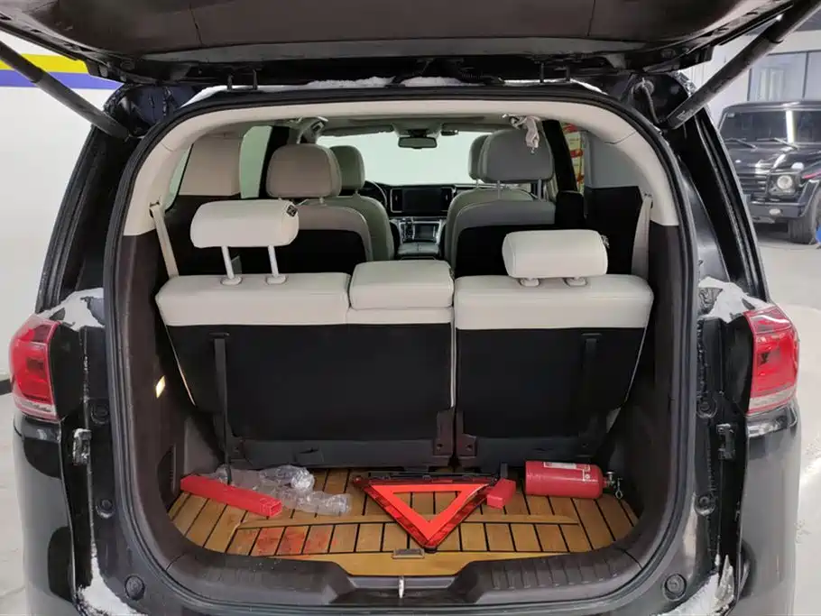 GAC Trumpchi Trumpchi M8 2021 Leading Show Series 390T Prestige Edition фото 4