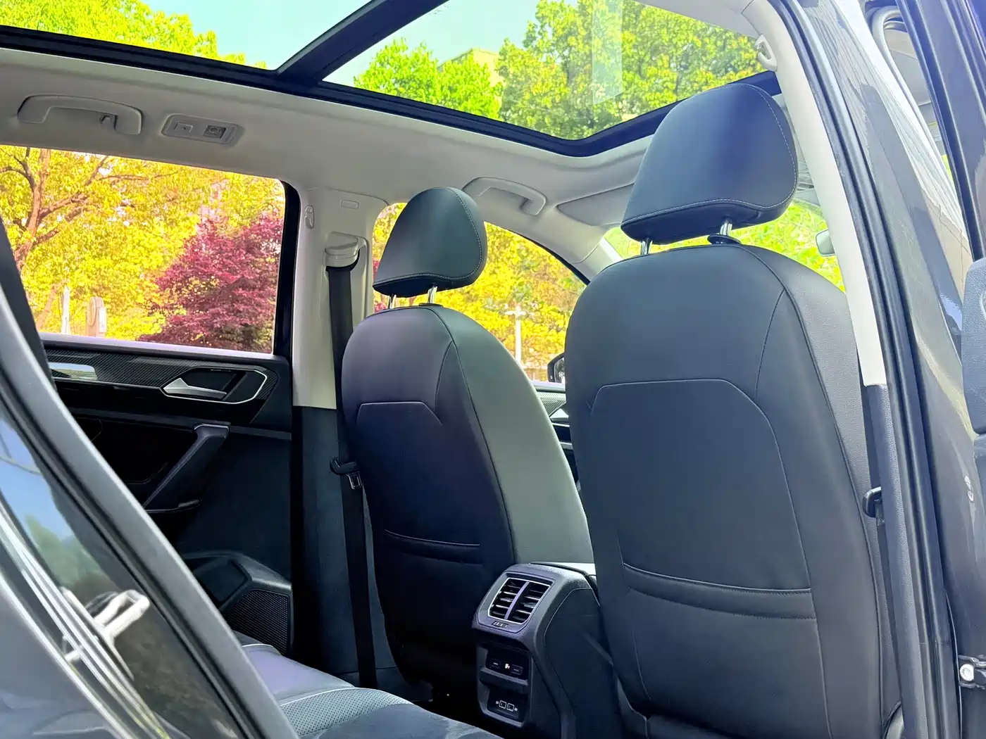 Volkswagen Tayron 2019 330TSI 2WD Premium China V фото 9