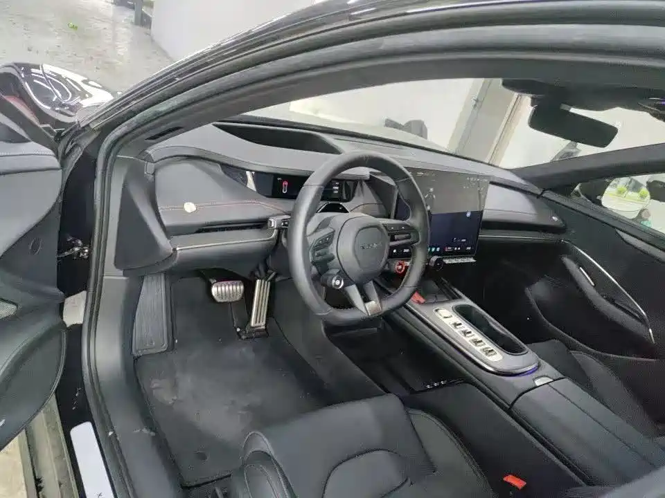 Xiaomi Auto Xiaomi SU7 2024 AWD Extended Range Advanced Smart Driving Max Edition фото 4