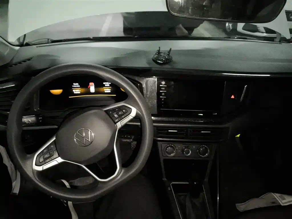 Volkswagen Lavida 2023 Xinrui 1.5L Auto Xinyi Edition фото 6