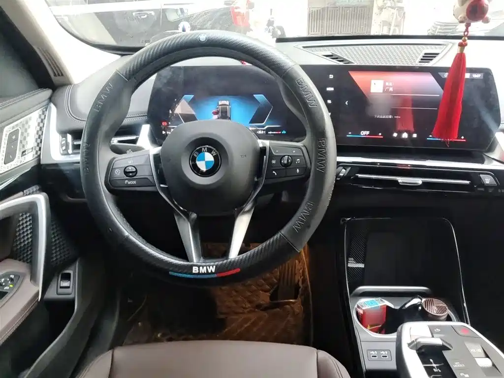 BMW X1 2024 sDrive25Li X Design Package фото 5