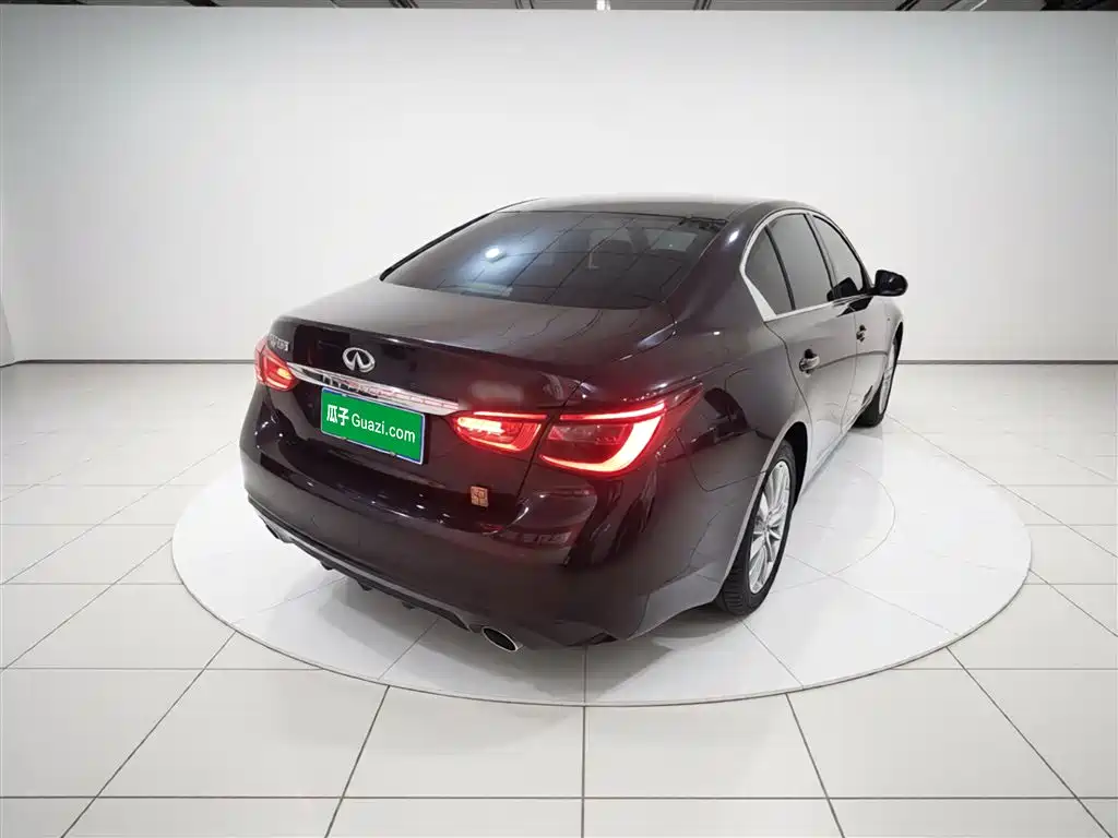 Infiniti Q50L 2018 2018 2.0T Premium Edition China V