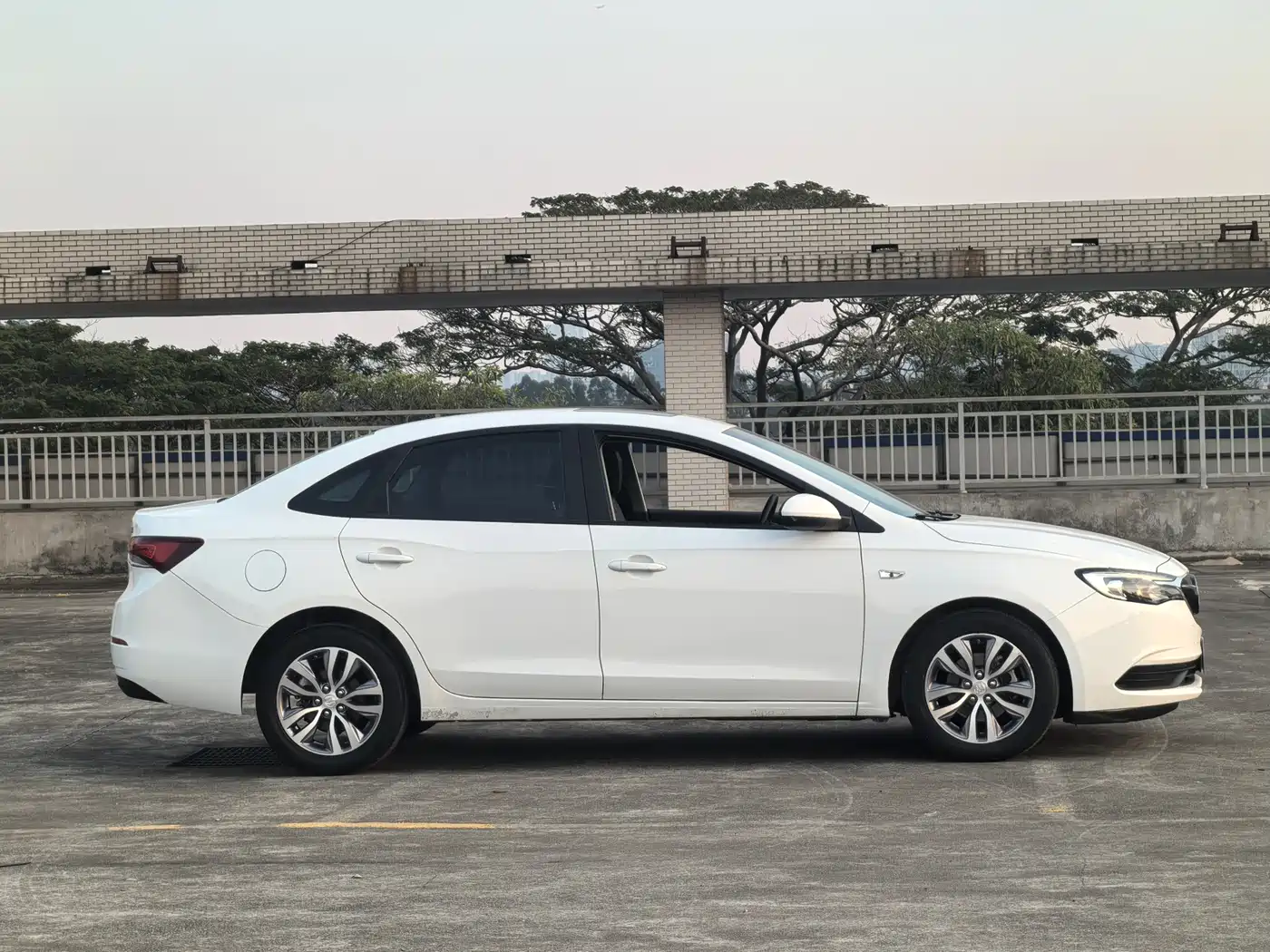 BUICK YINGLANG