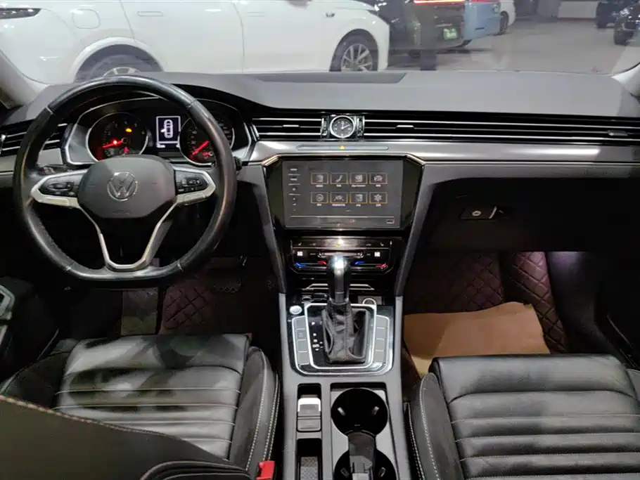 Volkswagen Magotan 2020 330TSI DSG Leading фото 12