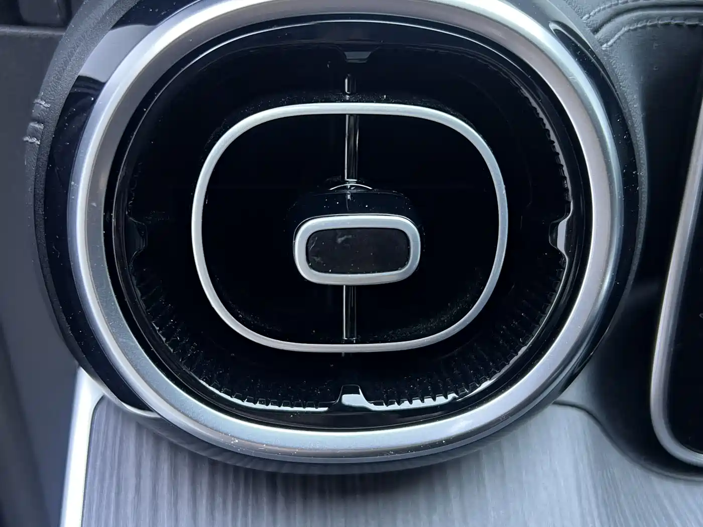 Mercedes-Benz C-Class 2023 Facelift C 200 L Sport Edition фото 19