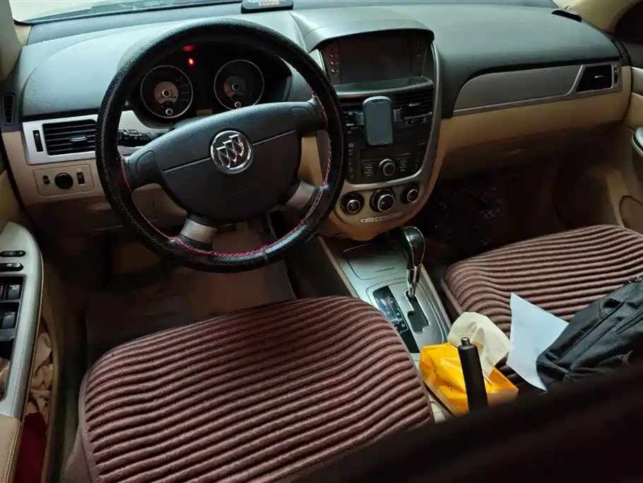 Buick Excelle 2013 1.5L Automatic Classic фото 12