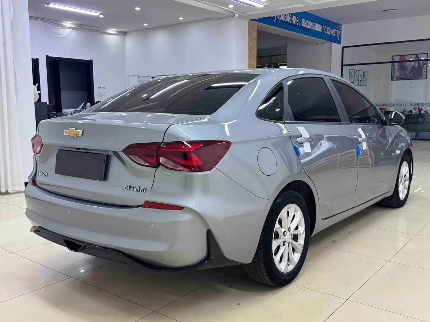 CHEVROLET CRUZE