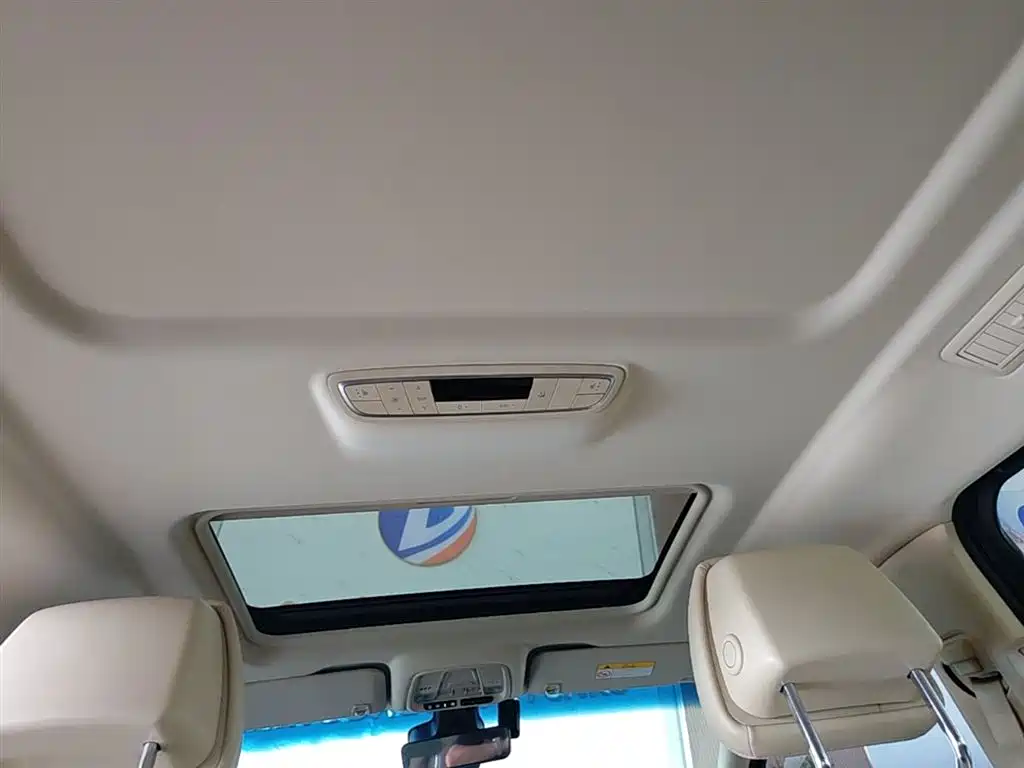 Buick GL8 2023 ES Landmaster Exclusive фото 17