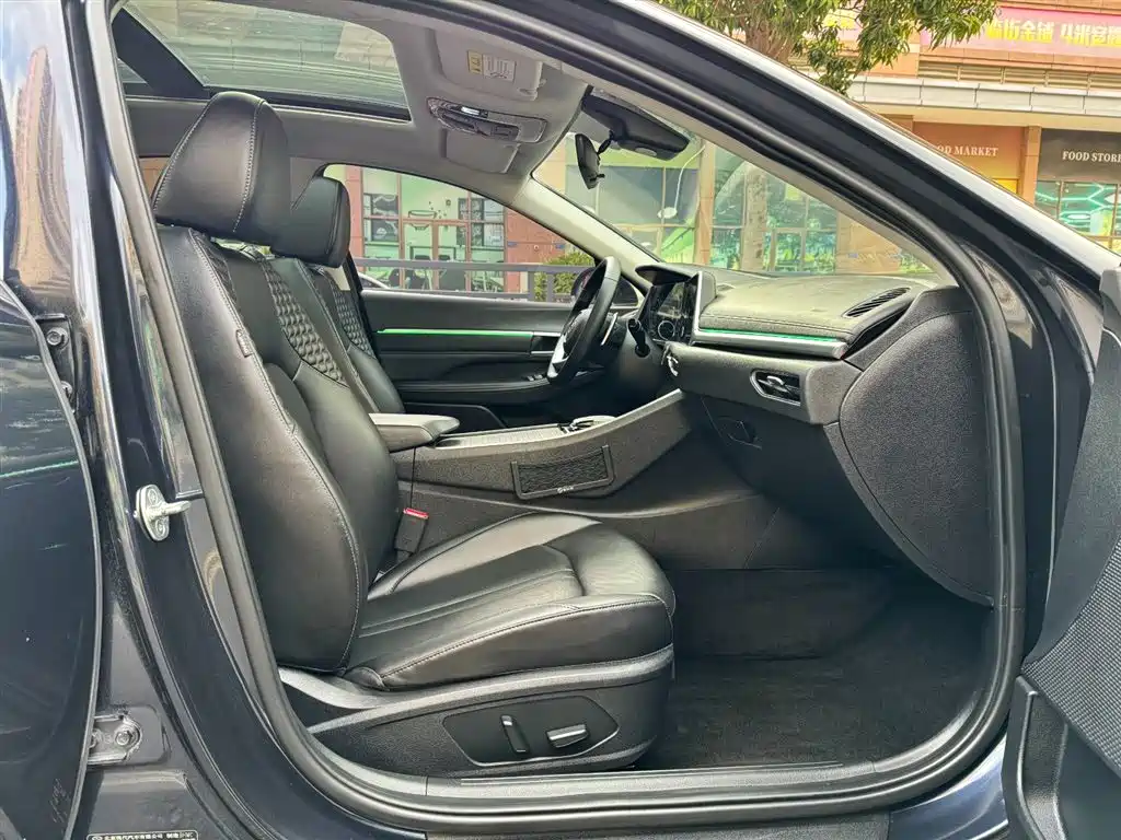 Hyundai Sonata 2020 270TGDi DCT GLS Elite Edition фото 25