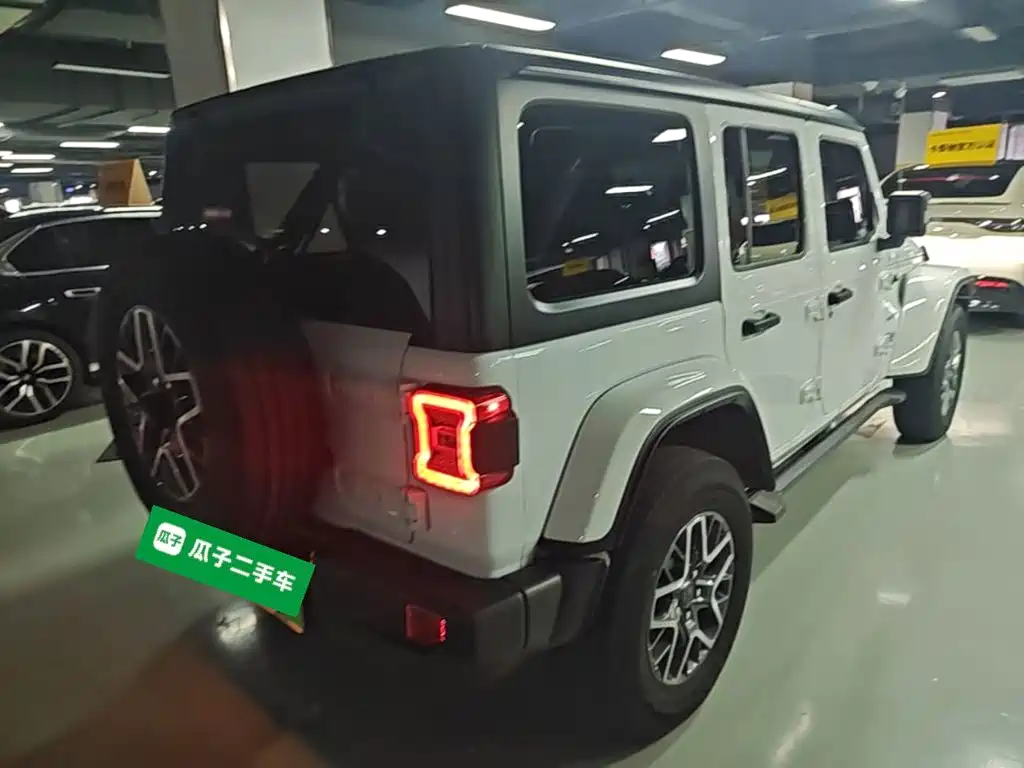 Jeep Wrangler 4xe 2022 2021 4-Door 2.0T 4xe Sahara