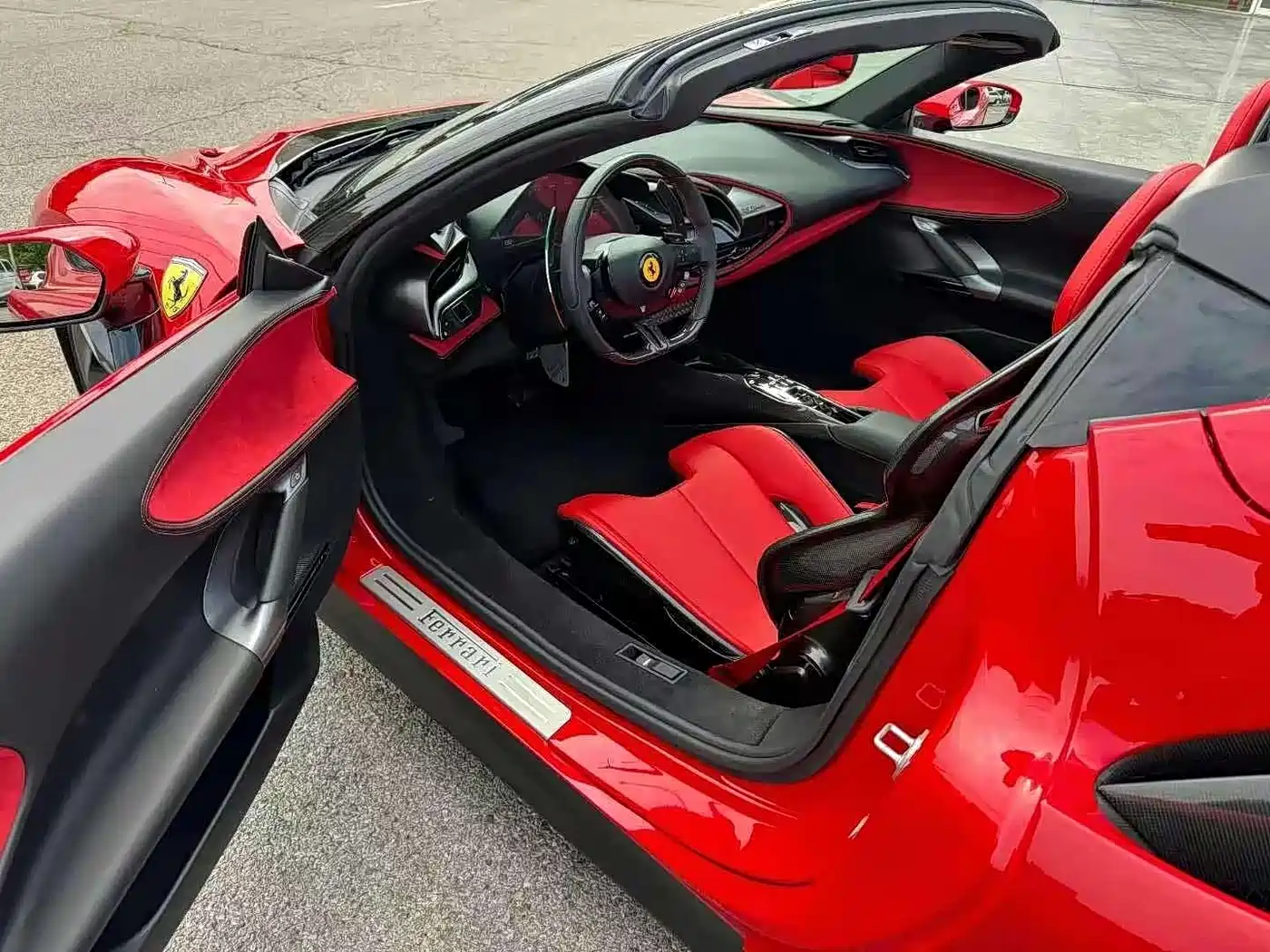 FERRARI SF90