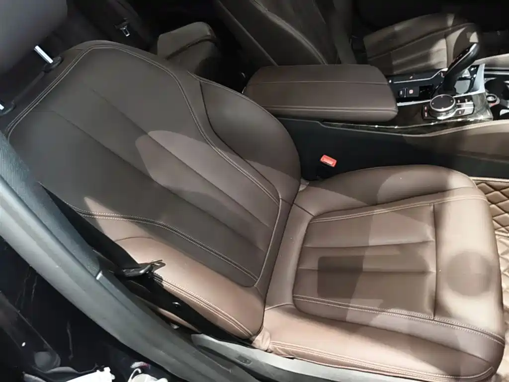 BMW 5 Series 2019 Facelift 525Li M Sport Package фото 25