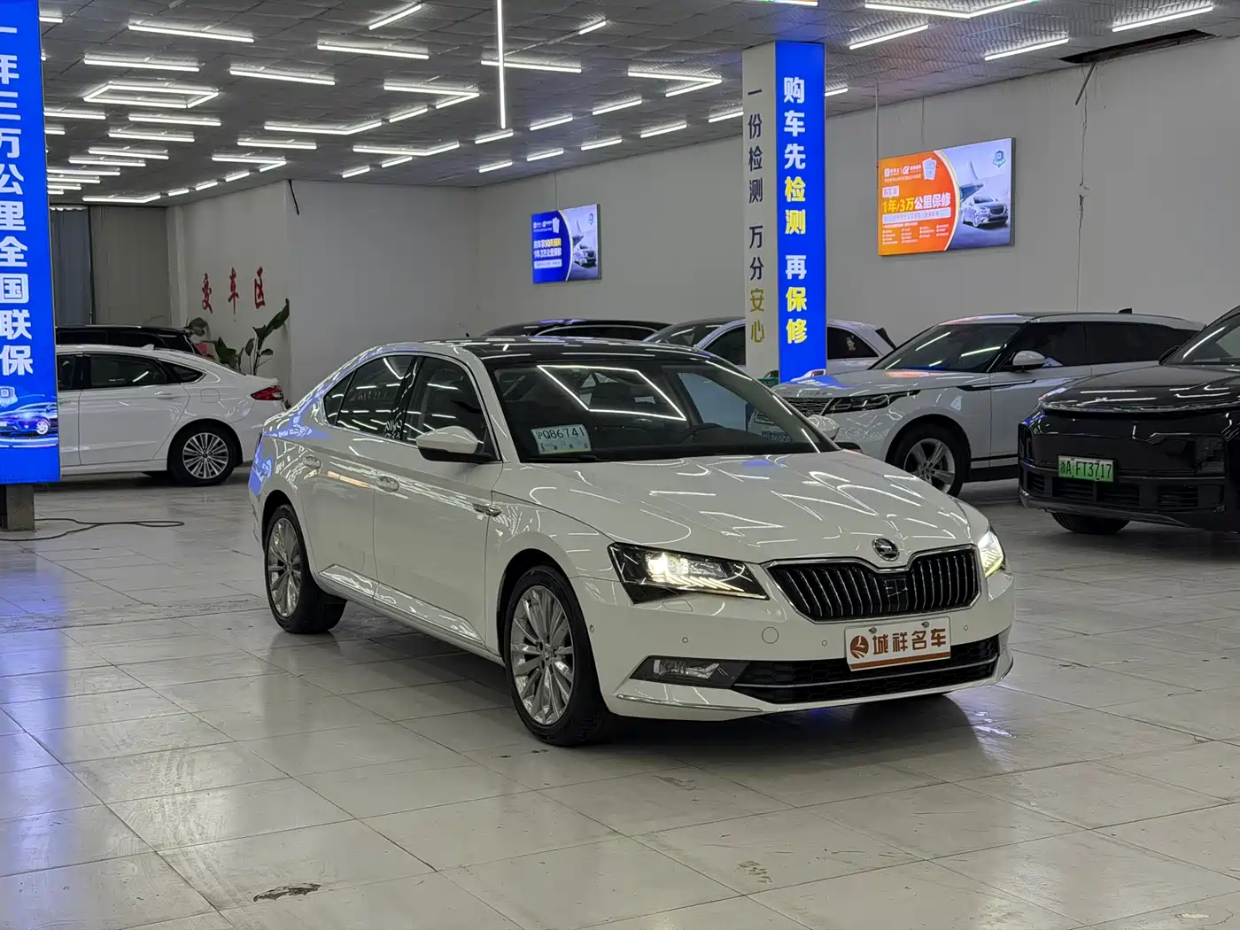 Škoda Superb 2018 TSI380 DSG Flagship Edition China V фото 3