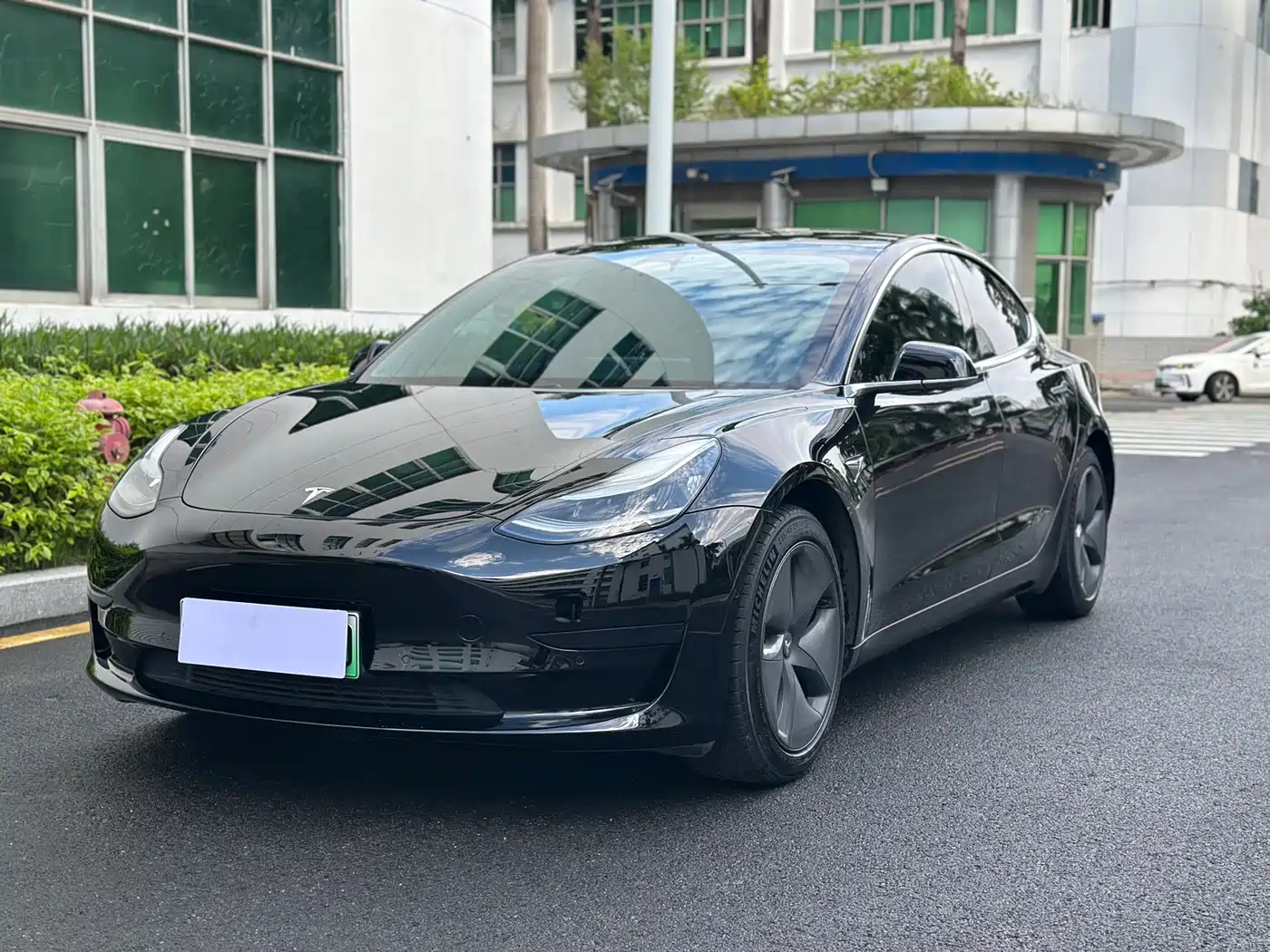 Tesla Model 3 2020 2020 Facelift Standard Range RWD Upgrade