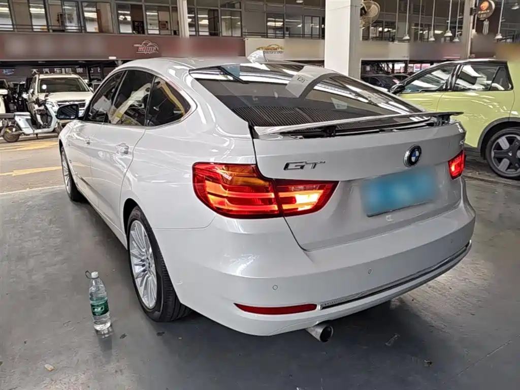 BMW 3 Series GT 2014 320i Design Package фото 5