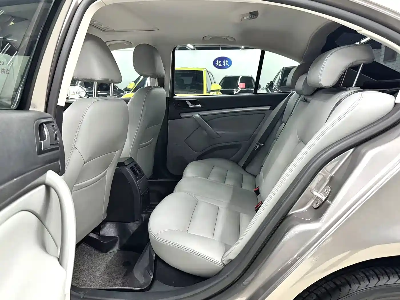 Škoda Octavia 2010 2010 1.6L Auto Comfort